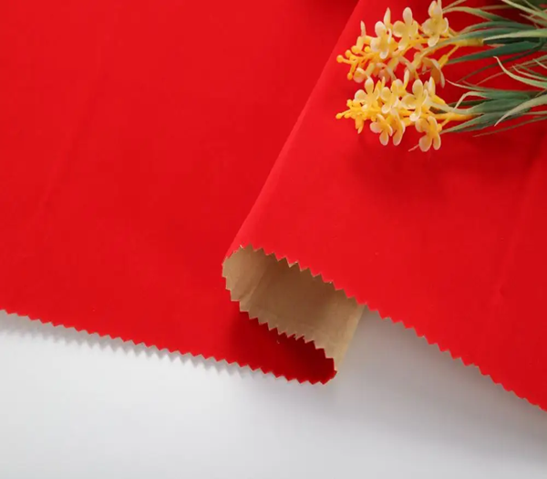 Vải nhung màu đỏ